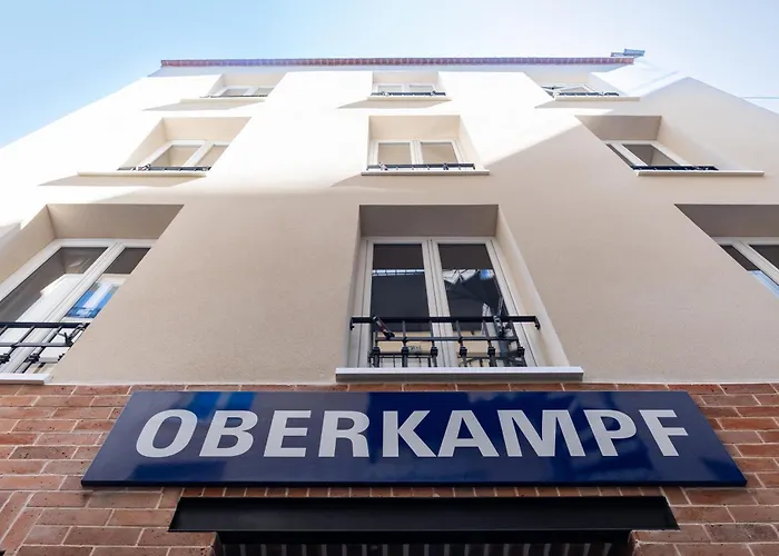 Fraternity-hotel * Paris