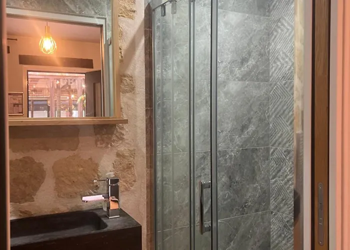 Fraternity-hotel Auberge de jeunesse *