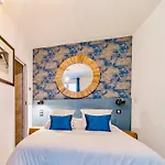 Хостел Fraternity-hotel Париж