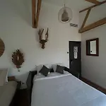 Fraternity-hotel بيت شباب *