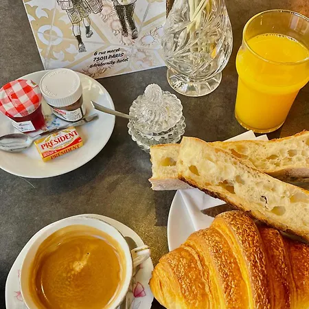 Fraternity-hotel * パリ