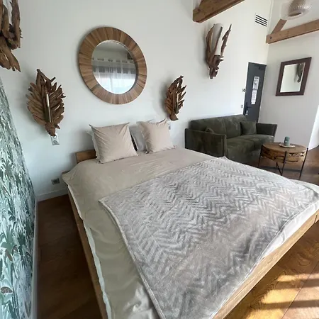 ホステル Fraternity-hotel *