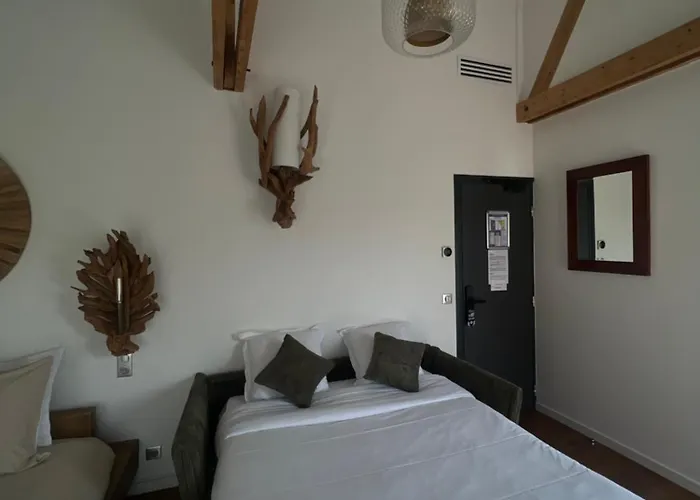 Fraternity-hotel Hostel *